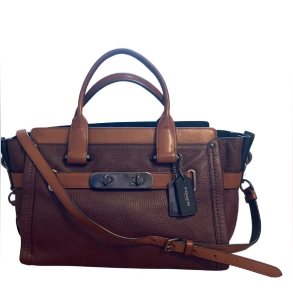 Coach Handbags - Coach Swagger 27 Pebbled Leather Color Block Satchel Crossbody